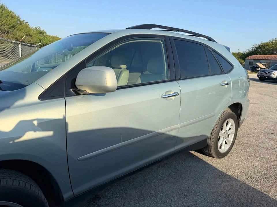 2009 Lexus RX 2nd Gen - Image 6 of 9