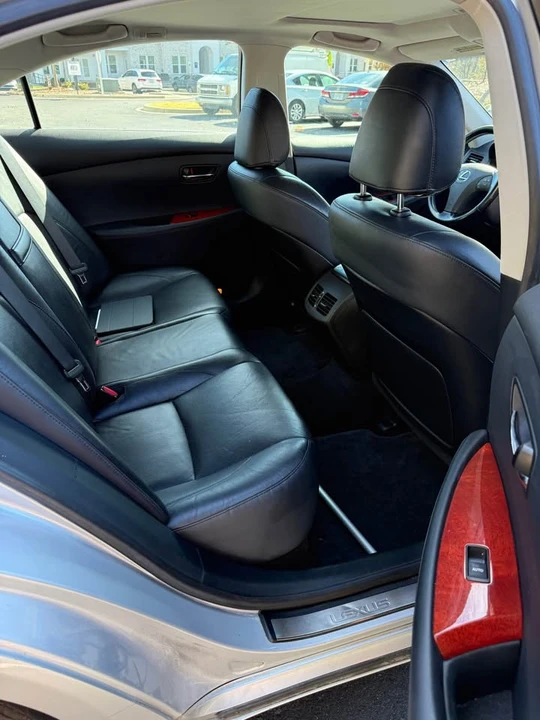 2009 Lexus ES 5th Gen - Image 13 of 14