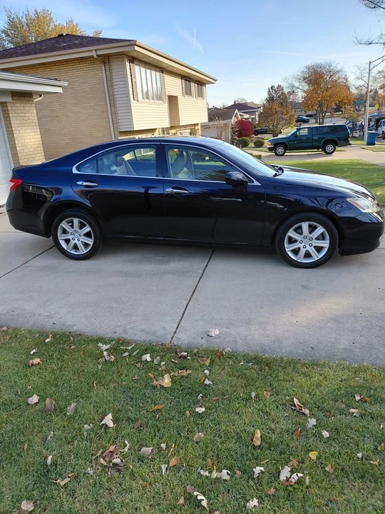 2009 Lexus ES 4th Gen - Image 11 of 13