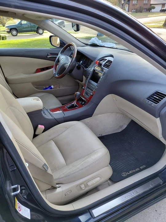 2009 Lexus ES 4th Gen - Image 3 of 13