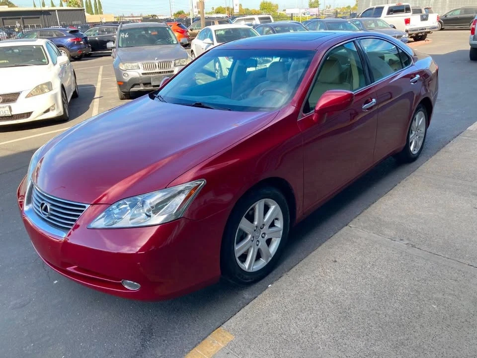 2009 Lexus ES 4th Gen - Image 2 of 16