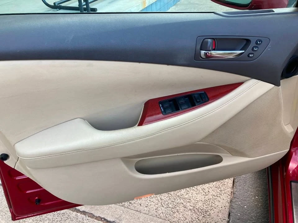 2009 Lexus ES 4th Gen - Image 14 of 16