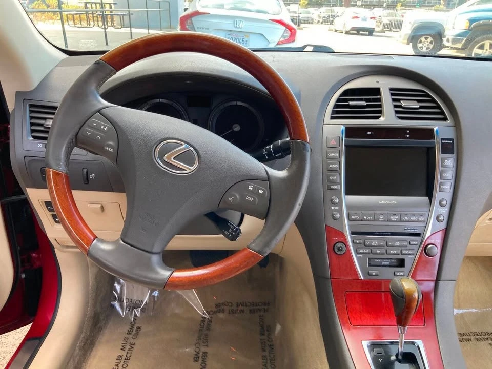 2009 Lexus ES 4th Gen - Image 12 of 16