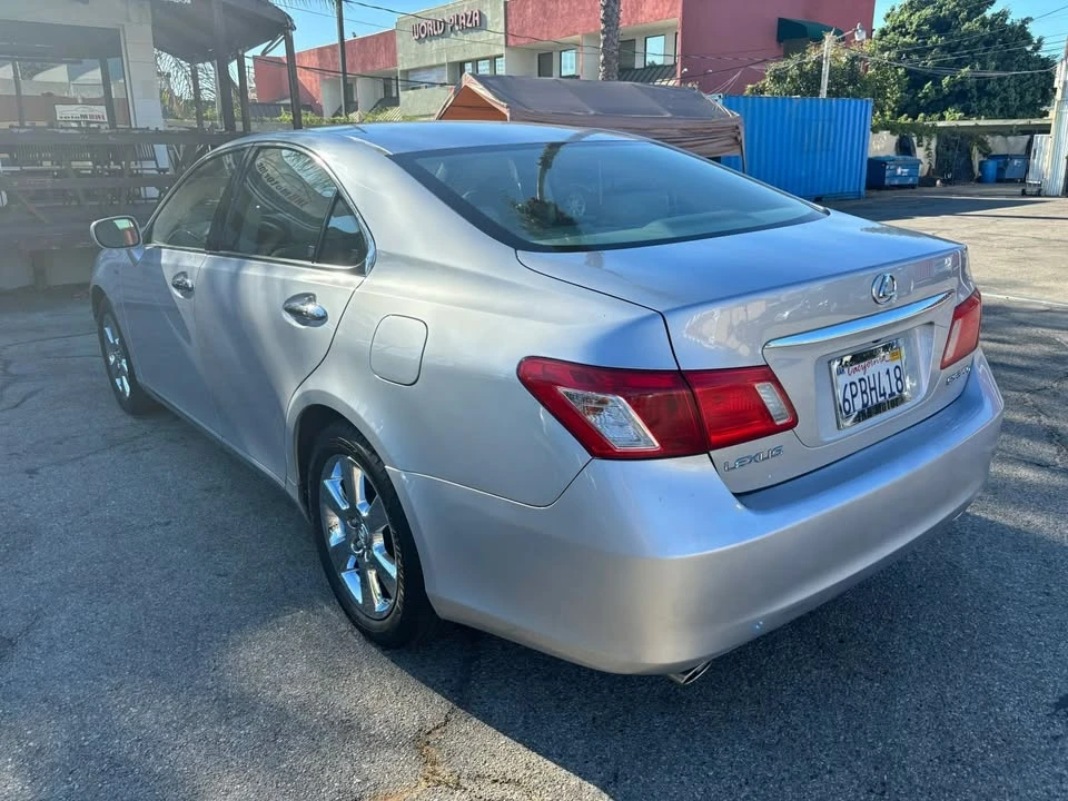 2009 Lexus ES 5th Gen - Image 4 of 20