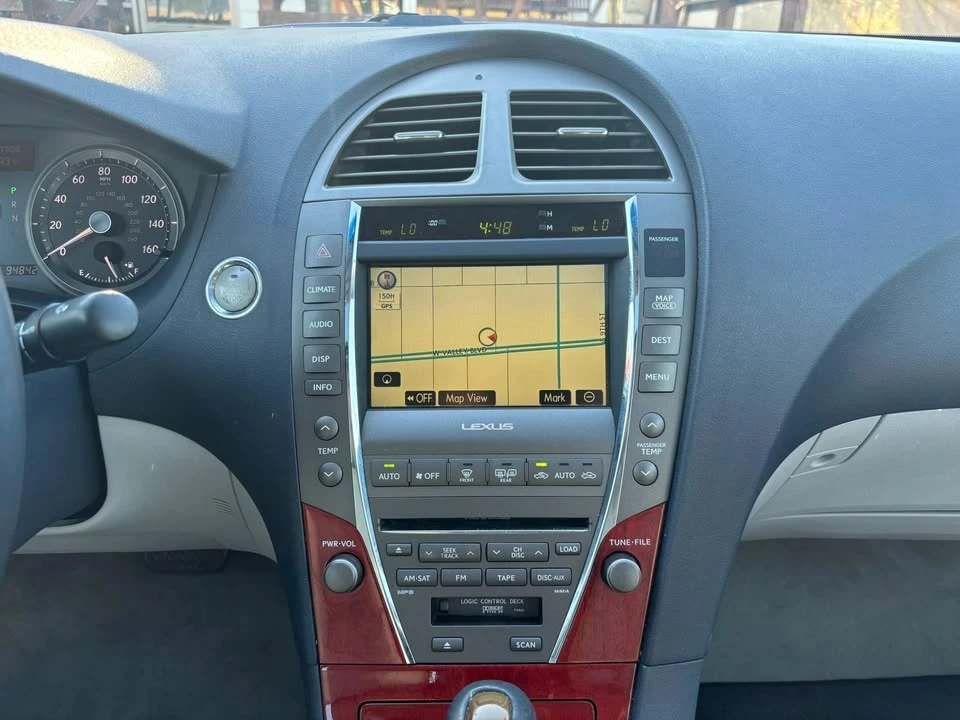 2009 Lexus ES 5th Gen - Image 11 of 20