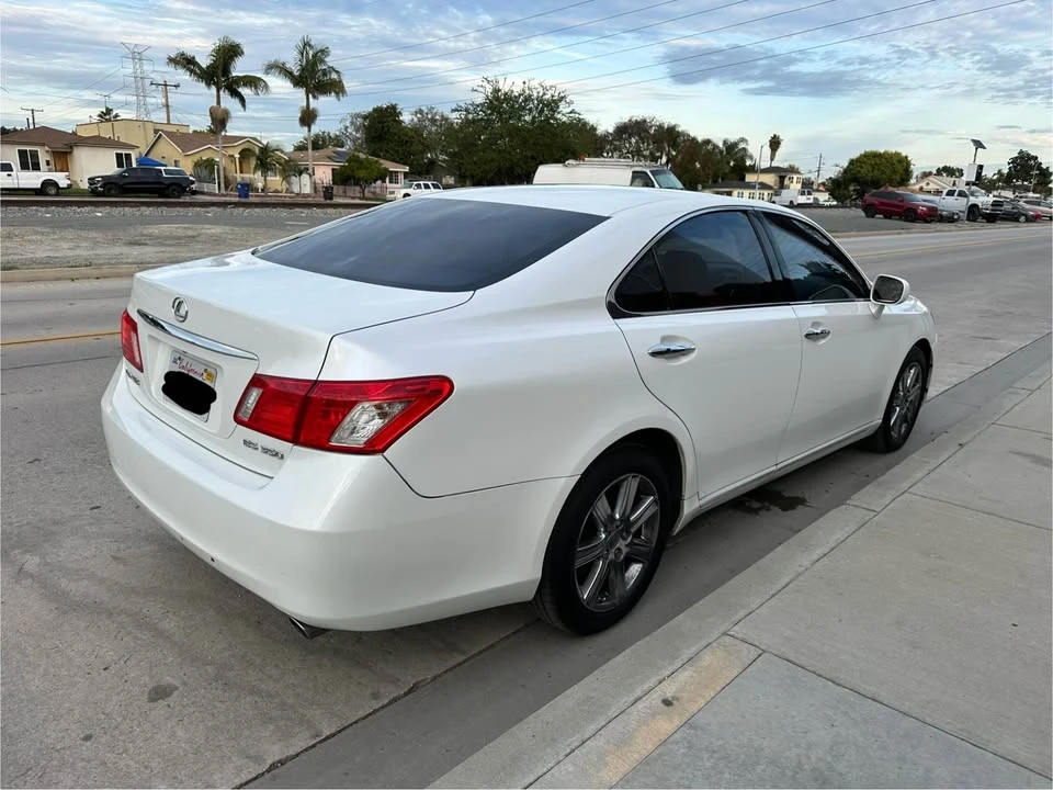 2009 Lexus ES 5th Gen - Image 5 of 18