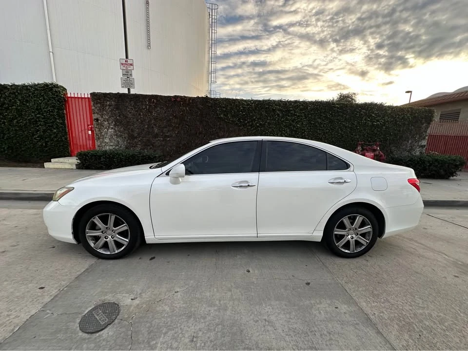 2009 Lexus ES 5th Gen - Image 8 of 18