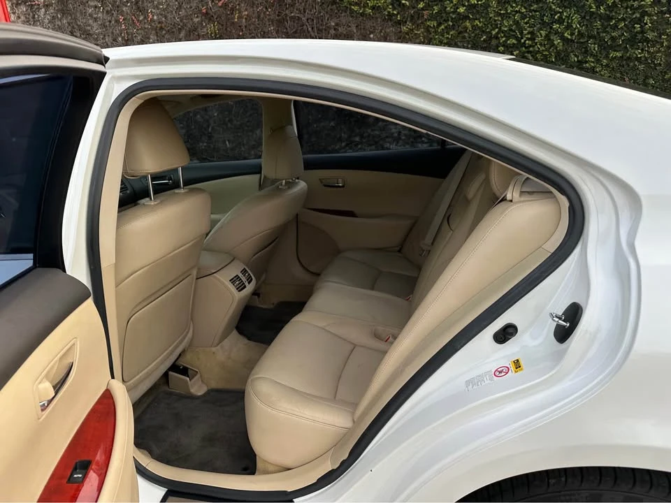 2009 Lexus ES 5th Gen - Image 11 of 18