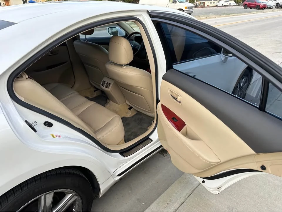 2009 Lexus ES 5th Gen - Image 14 of 18