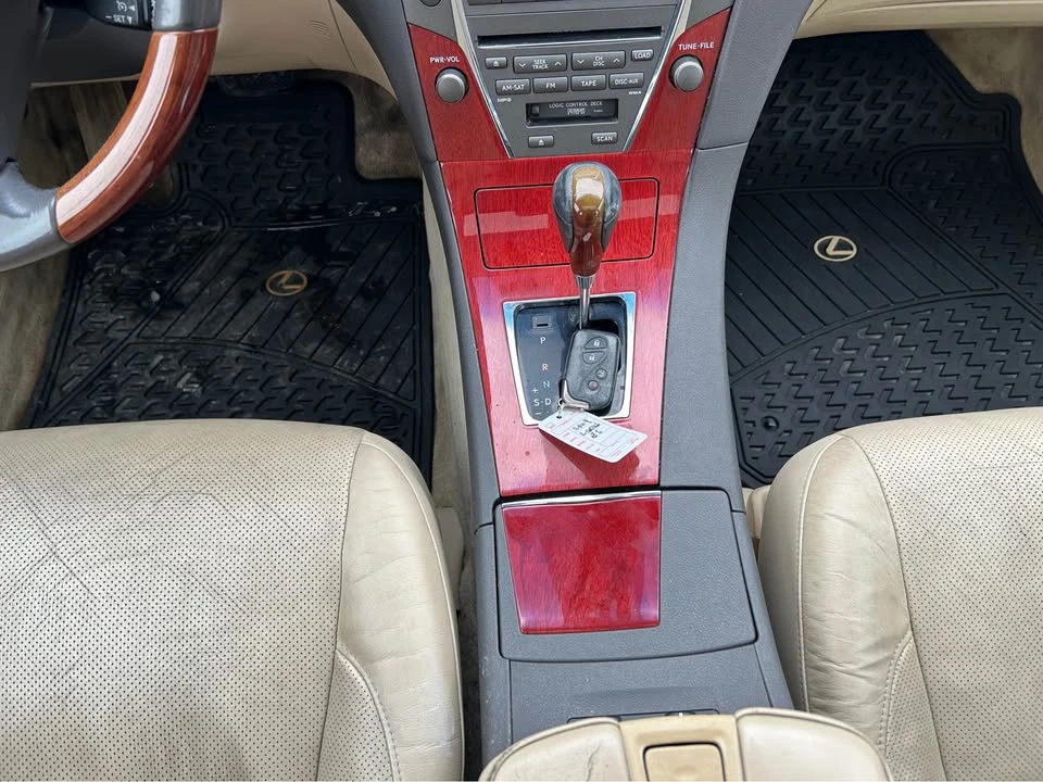 2009 Lexus ES 4th Gen - Image 10 of 19