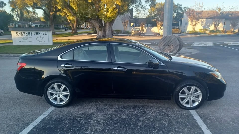 2009 Lexus ES 5th Gen - Image 9 of 18