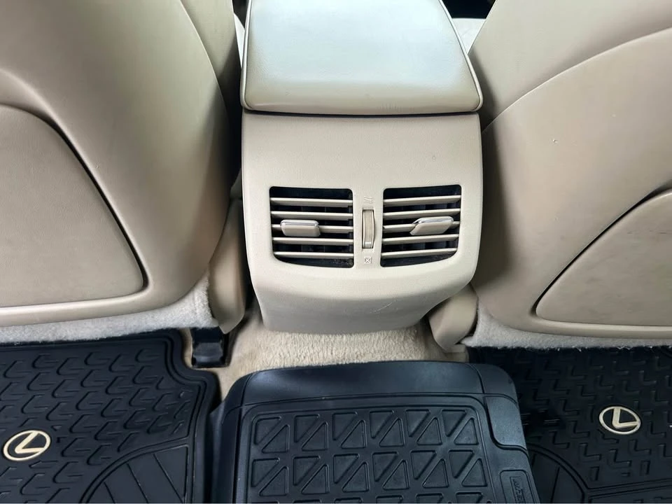 2009 Lexus ES 4th Gen - Image 14 of 19