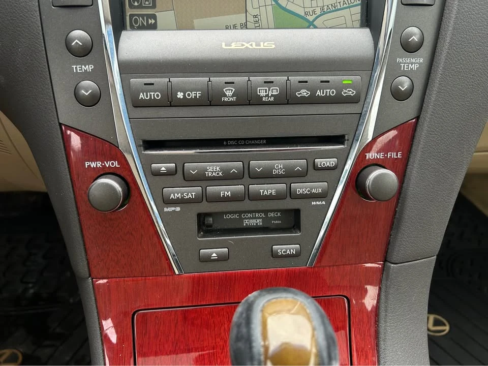 2009 Lexus ES 4th Gen - Image 9 of 19