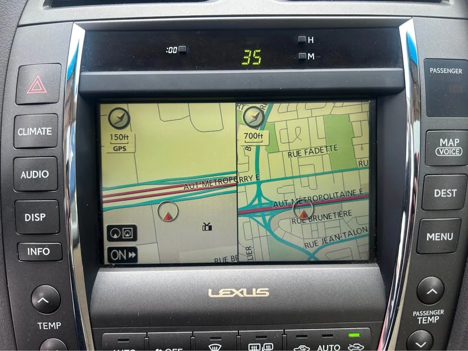 2009 Lexus ES 4th Gen - Image 16 of 19