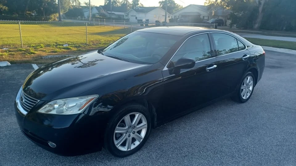 2009 Lexus ES 5th Gen - Image 3 of 18