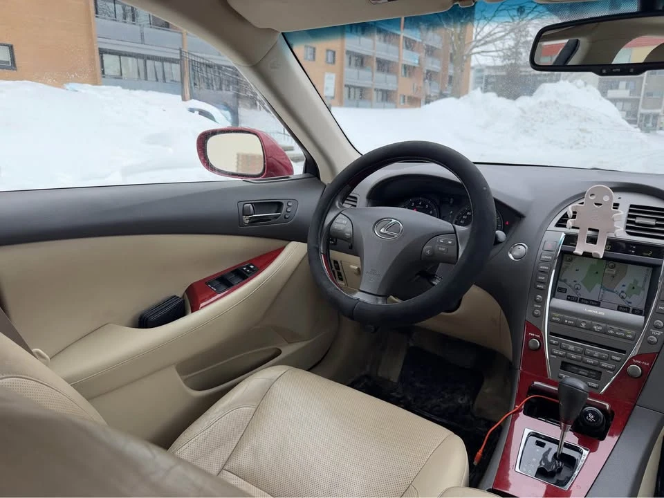 2009 Lexus ES 4th Gen - Image 9 of 11