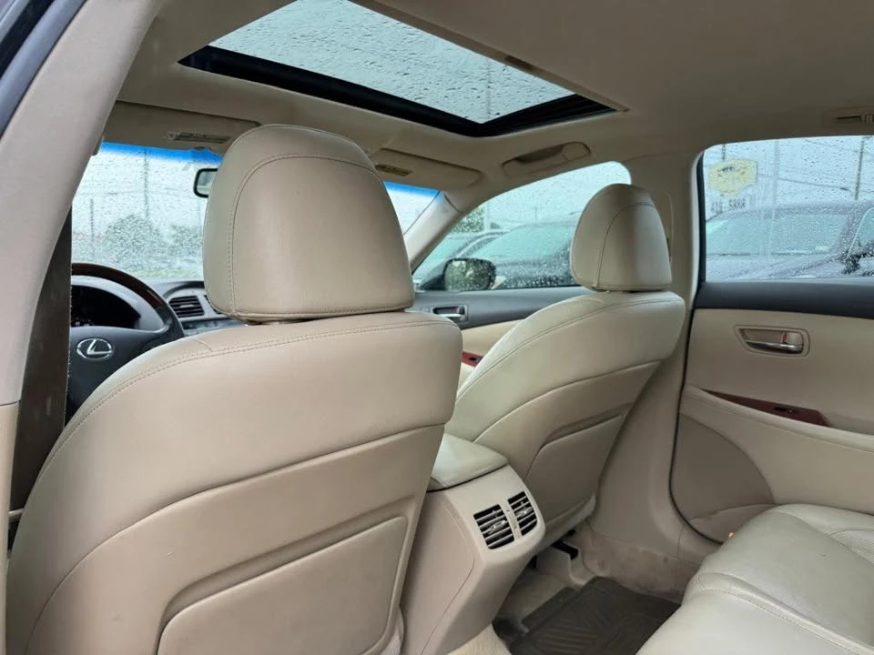 2009 Lexus ES 5th Gen - Image 11 of 20