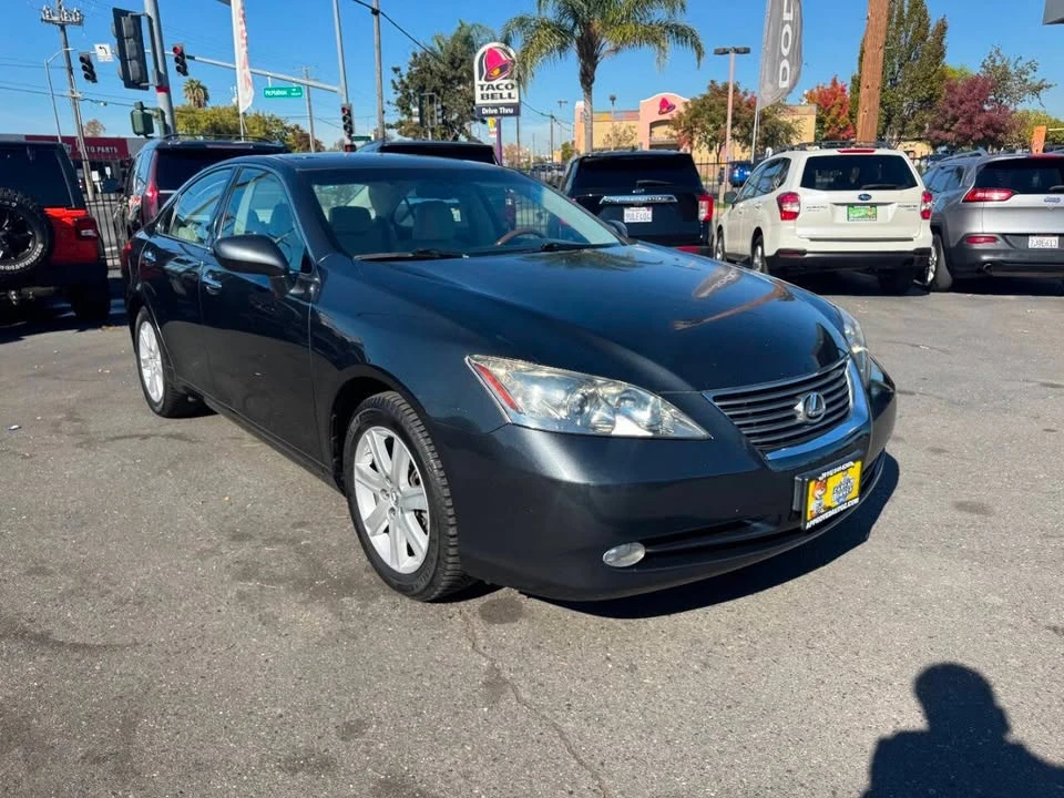 2009 Lexus ES 4th Gen - Image 2 of 20