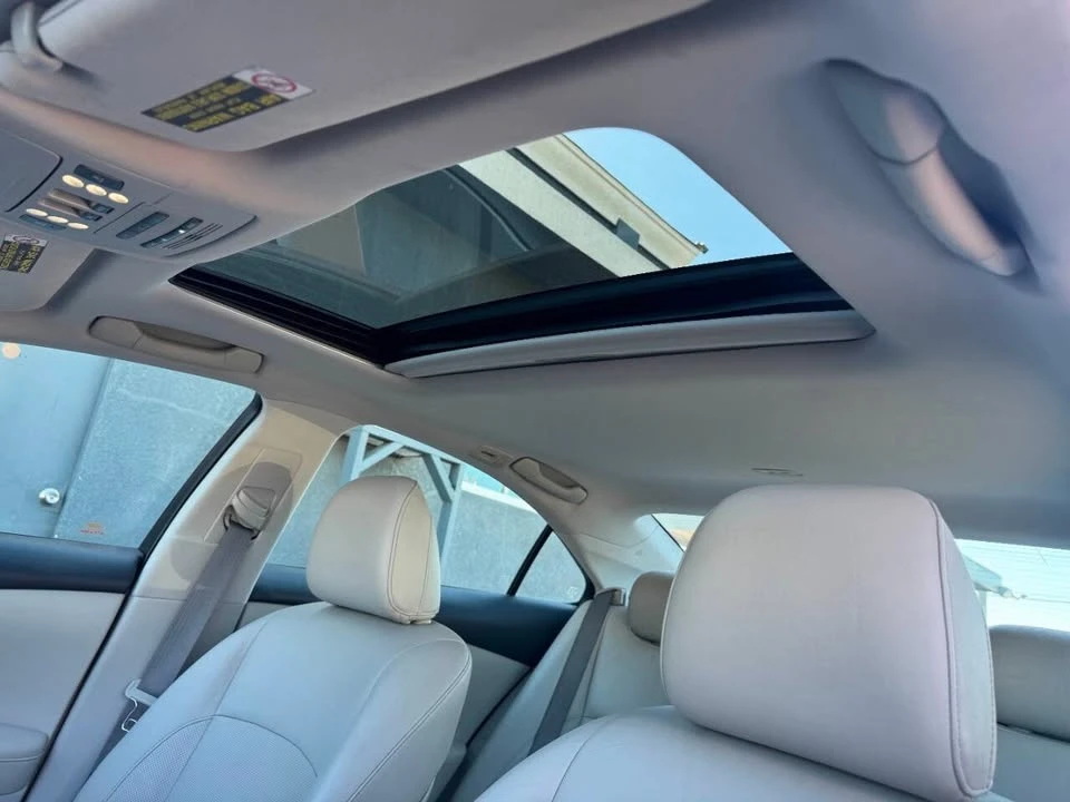 2009 Lexus ES 4th Gen - Image 19 of 20