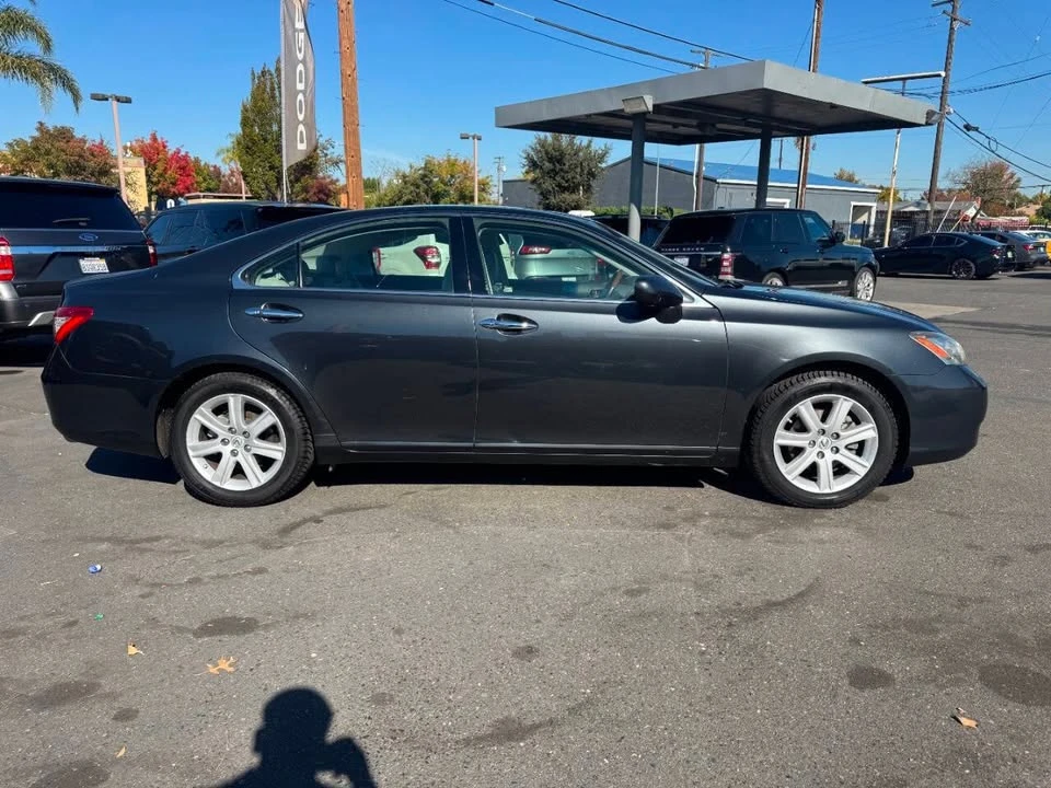 2009 Lexus ES 4th Gen - Image 8 of 20