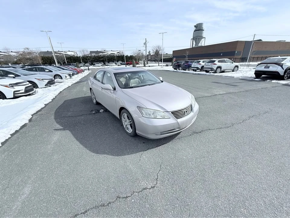 2009 Lexus ES 5th Gen - Image 2 of 14