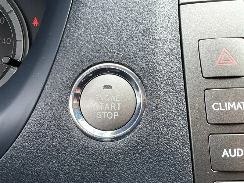 2009 Lexus ES 5th Gen - Image 18 of 20