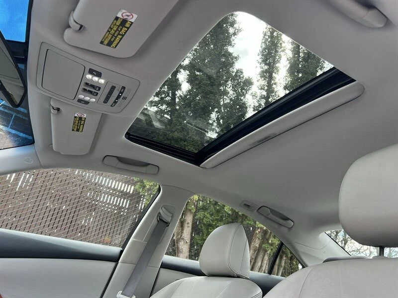 2009 Lexus ES 5th Gen - Image 14 of 20