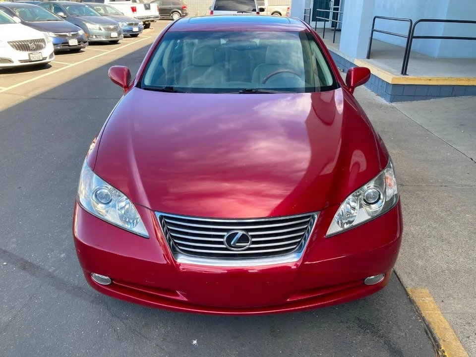 2009 Lexus ES 5th Gen - Image 3 of 15