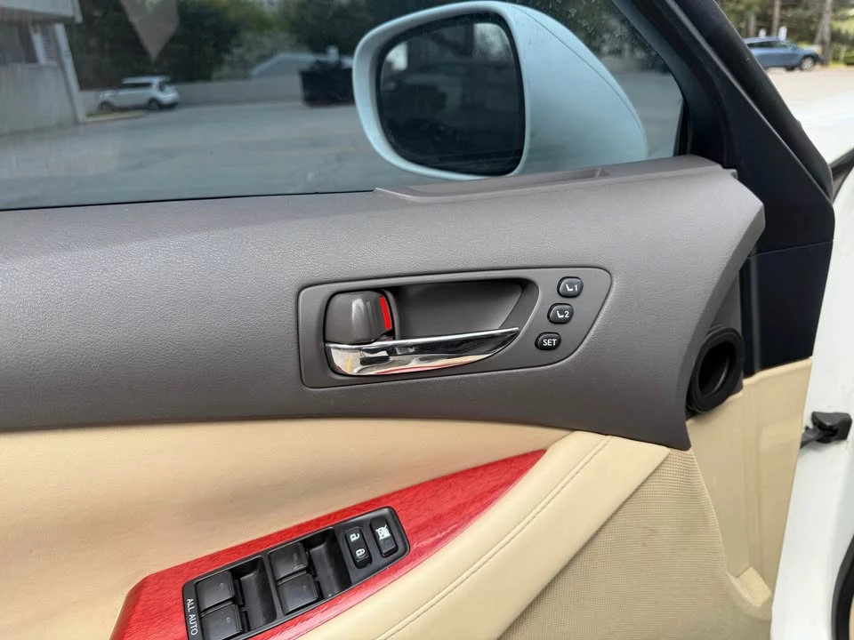 2009 Lexus ES 5th Gen - Image 4 of 10