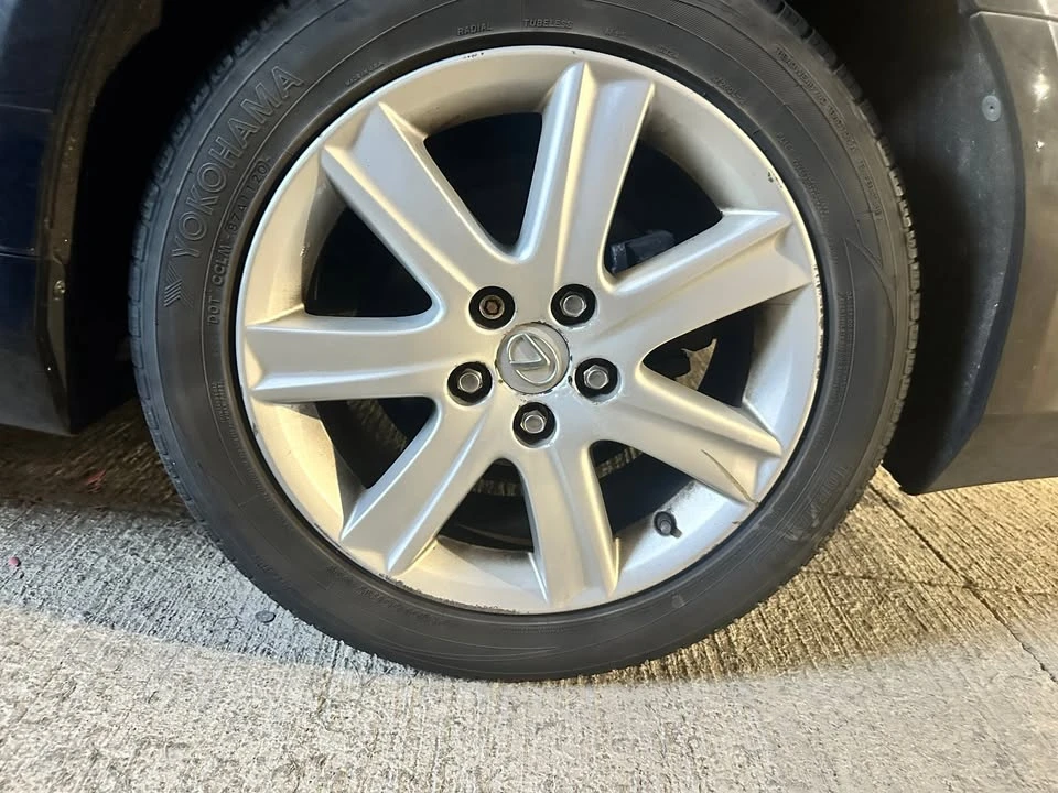 2009 Lexus ES 5th Gen - Image 7 of 11