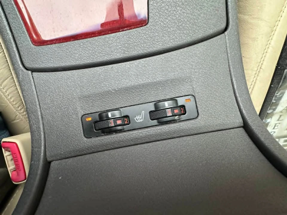 2009 Lexus ES 5th Gen - Image 14 of 16