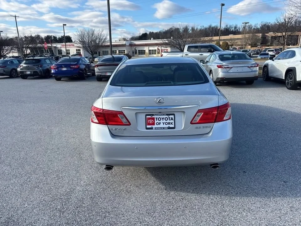 2009 Lexus ES 5th Gen - Image 3 of 12