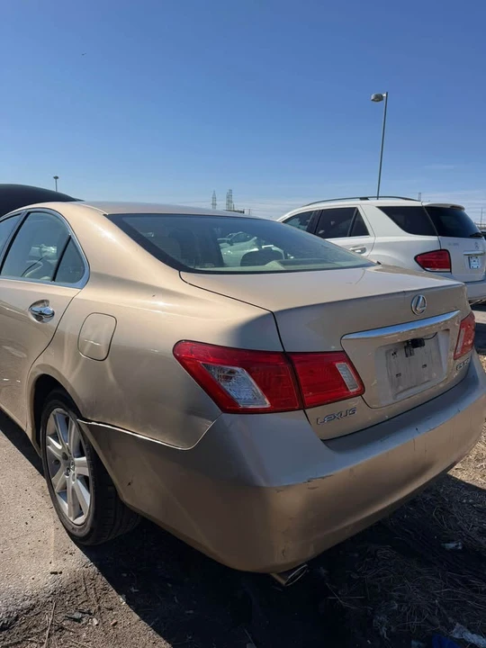 2009 Lexus ES 5th Gen - Image 3 of 8