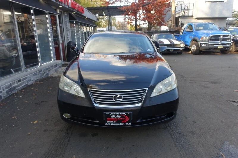 2009 Lexus ES 4th Gen - Image 2 of 13