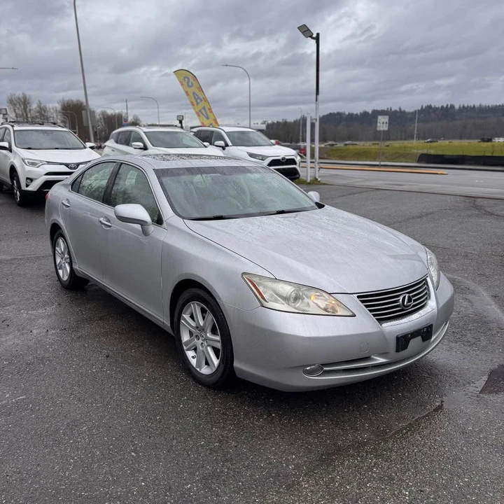 2009 Lexus ES 5th Gen - Image 3 of 16