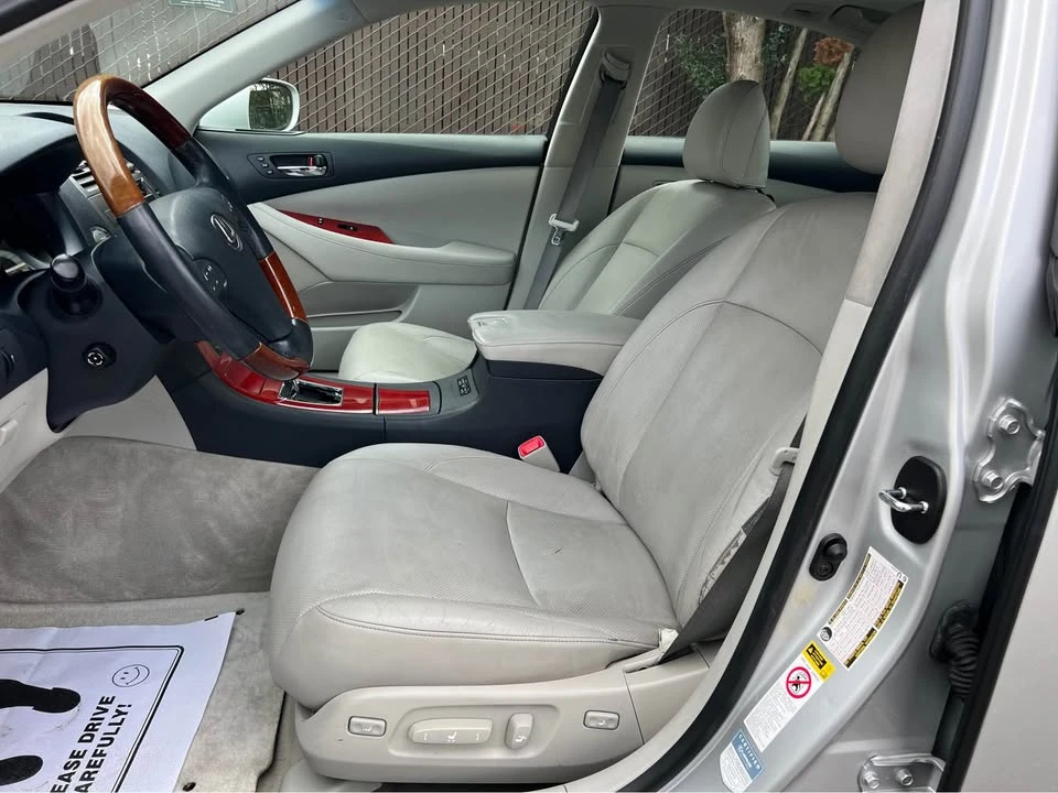 2009 Lexus ES 5th Gen - Image 9 of 20