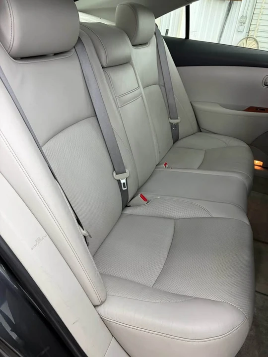 2009 Lexus ES 5th Gen - Image 11 of 16