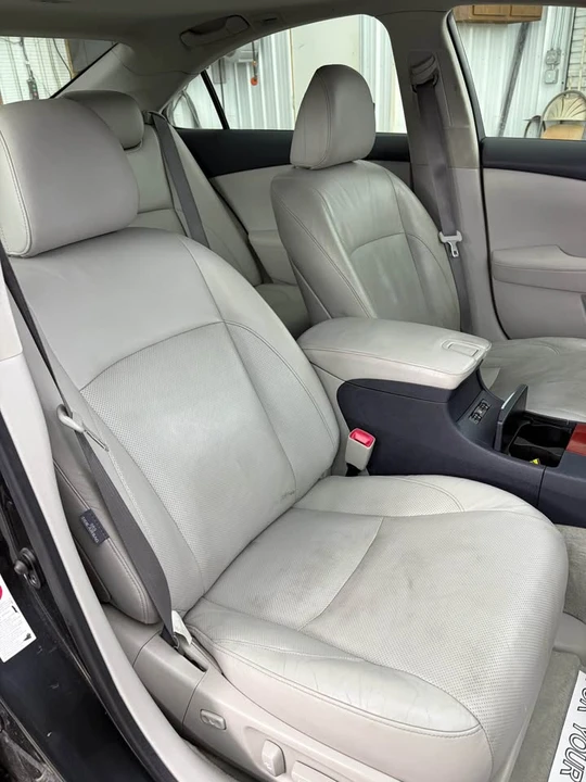 2009 Lexus ES 5th Gen - Image 9 of 16