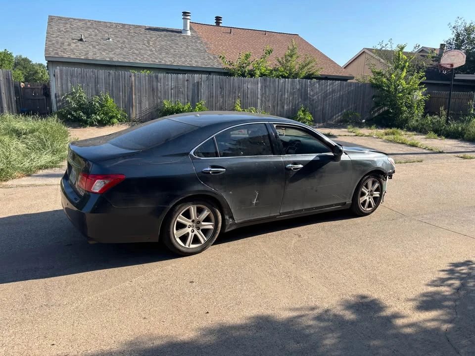 2009 Lexus ES 5th Gen - Image 3 of 4