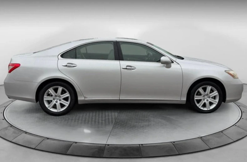 2009 Lexus ES 5th Gen - Image 4 of 12
