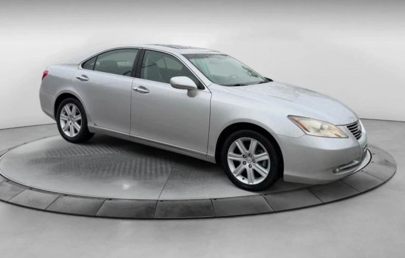2009 Lexus ES 5th Gen - Image 5 of 12