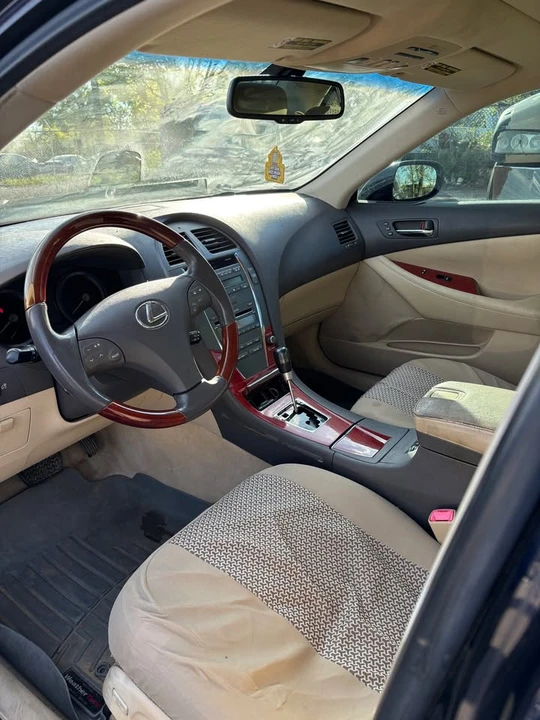 2009 Lexus ES 5th Gen - Image 8 of 13