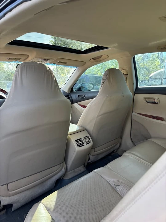 2009 Lexus ES 5th Gen - Image 12 of 13