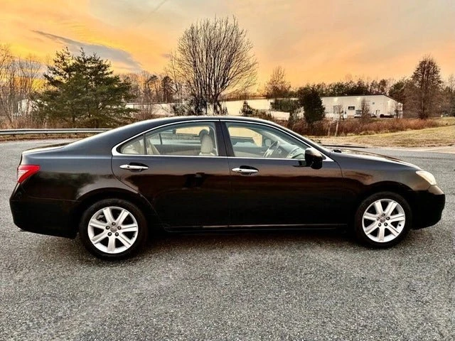 2009 Lexus ES 5th Gen - Image 7 of 20