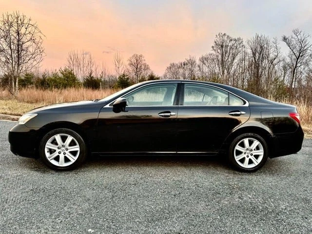 2009 Lexus ES 5th Gen - Image 3 of 20