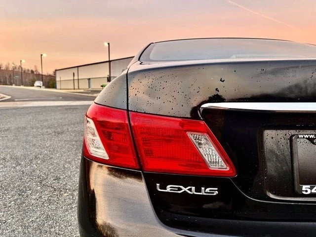 2009 Lexus ES 5th Gen - Image 12 of 20