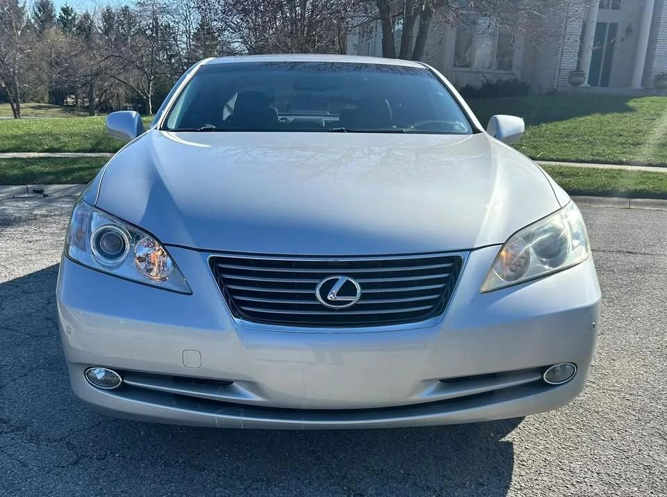 2009 Lexus ES 5th Gen - Image 3 of 20