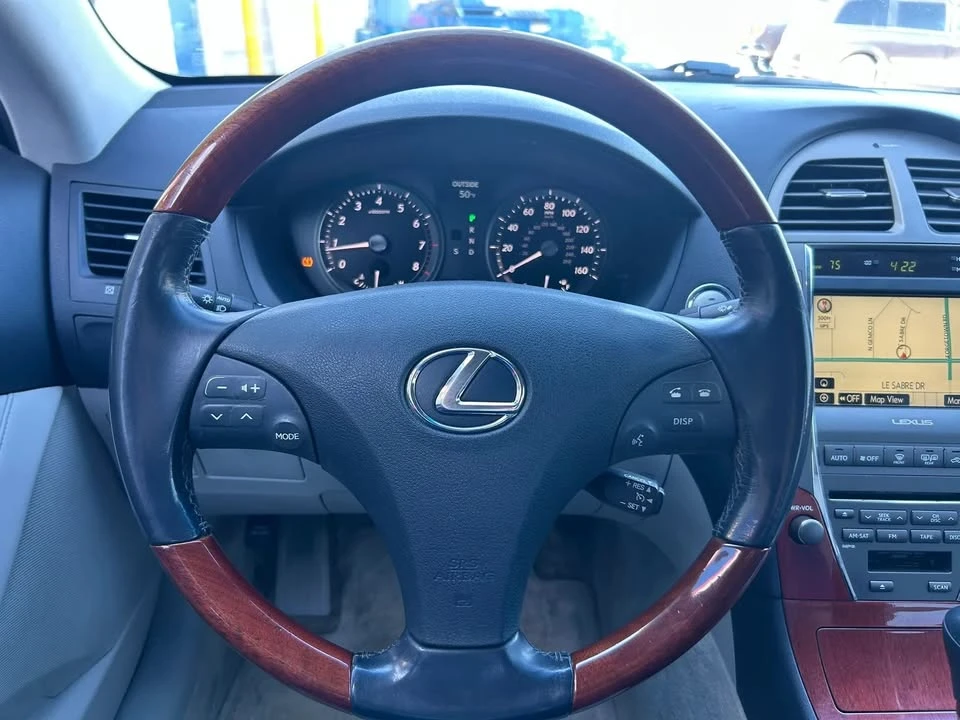 2009 Lexus ES 5th Gen - Image 10 of 20