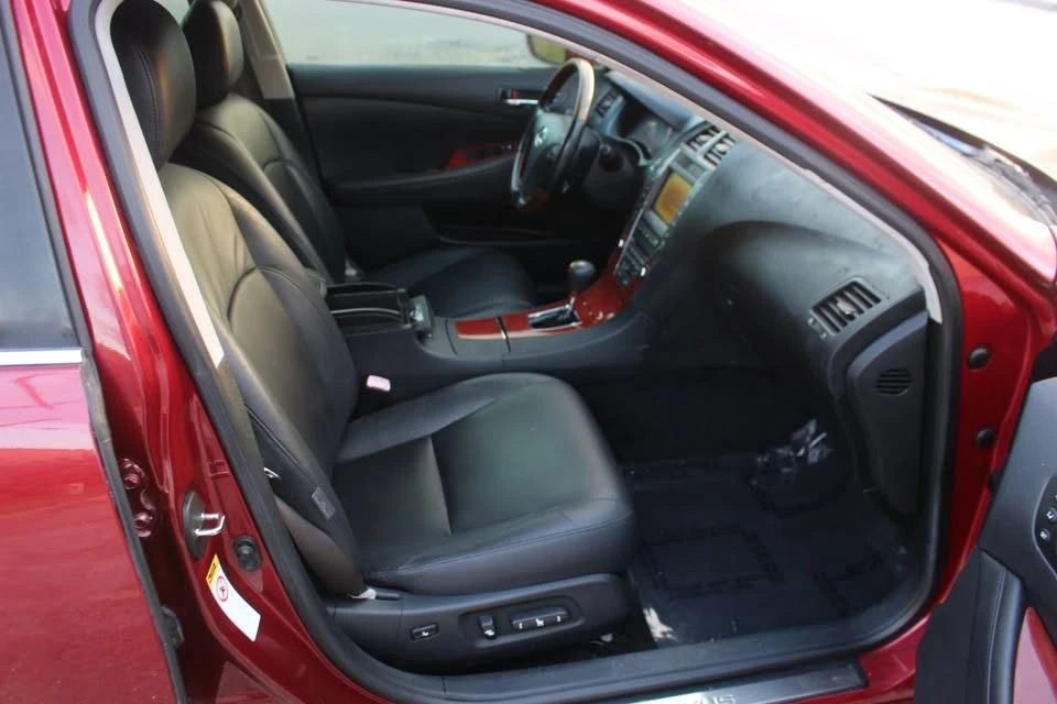 2009 Lexus ES 4th Gen - Image 11 of 20