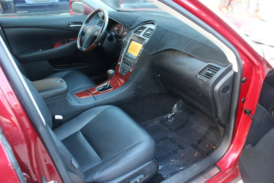2009 Lexus ES 4th Gen - Image 12 of 20